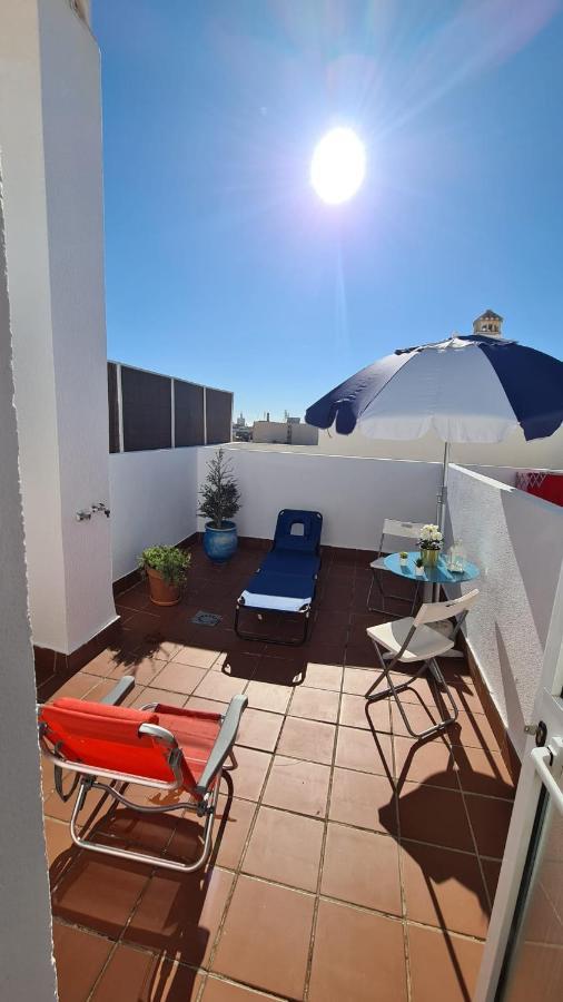 شقة Penthouse With Solarium In The Center Of Malaga-Atico Con Solarium En El Centro De مالقة المظهر الخارجي الصورة