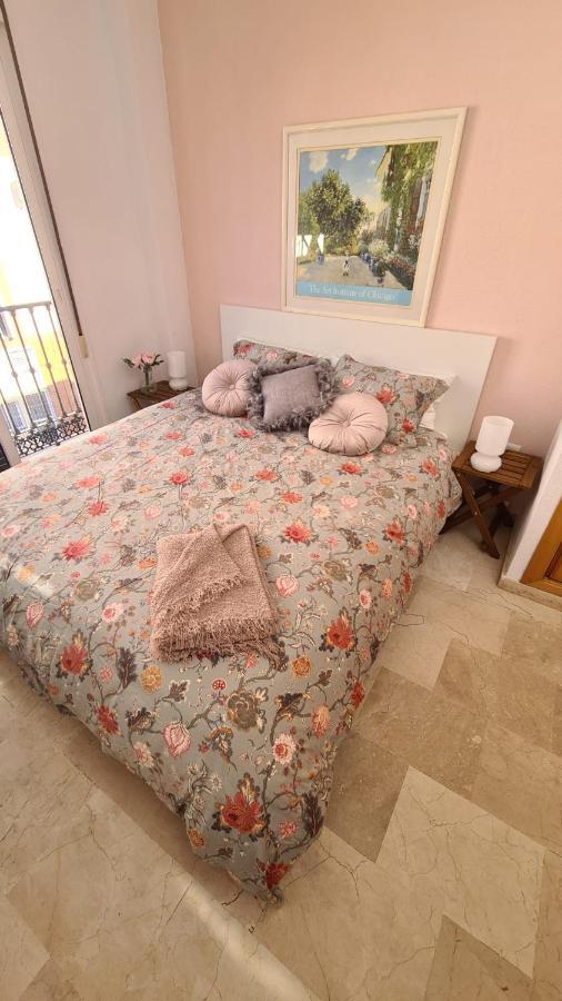 شقة Penthouse With Solarium In The Center Of Malaga-Atico Con Solarium En El Centro De مالقة المظهر الخارجي الصورة