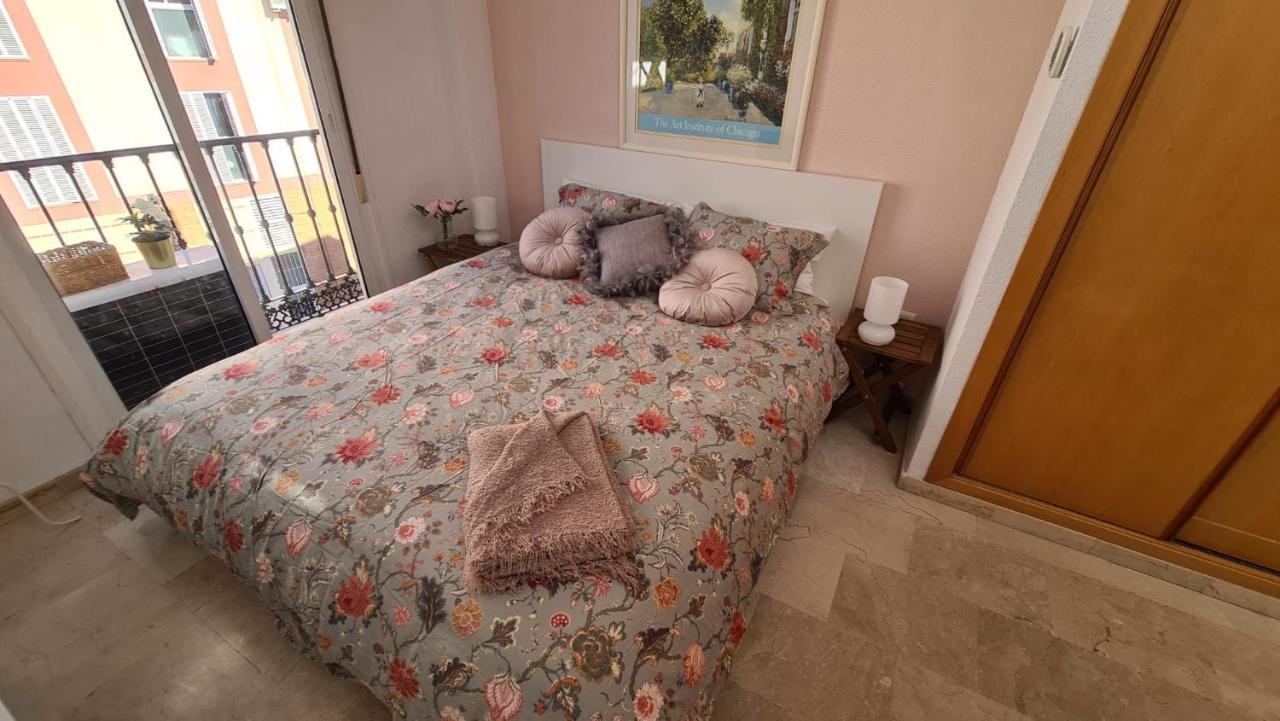 شقة Penthouse With Solarium In The Center Of Malaga-Atico Con Solarium En El Centro De مالقة المظهر الخارجي الصورة