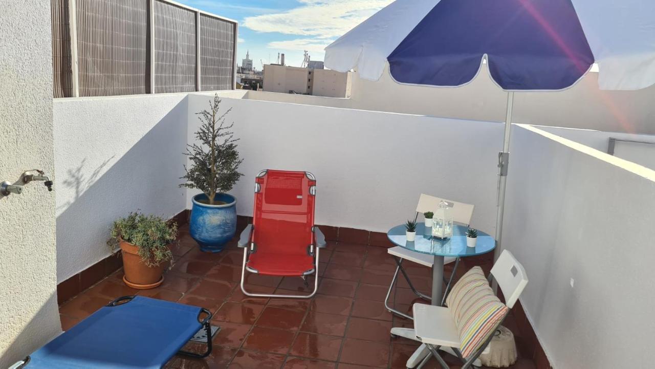 شقة Penthouse With Solarium In The Center Of Malaga-Atico Con Solarium En El Centro De مالقة المظهر الخارجي الصورة